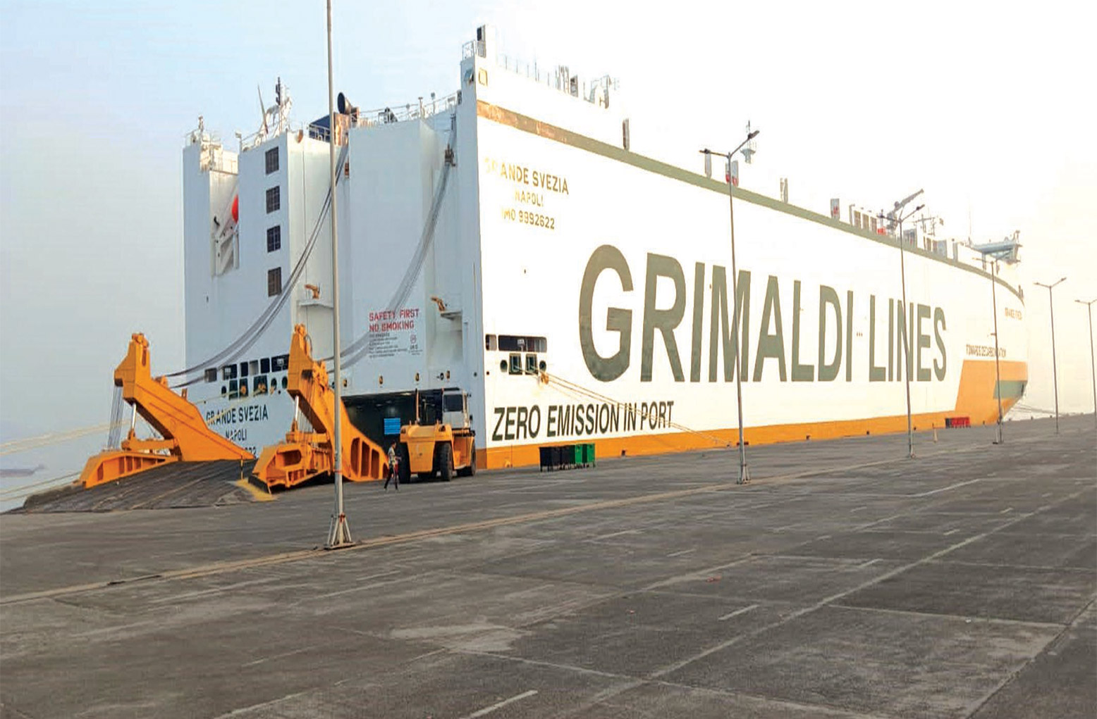 Grimaldi Group’s Ro-Ro vessel Grande Svezia sets new benchmark with record-scale project cargo discharge at Mumbai Port