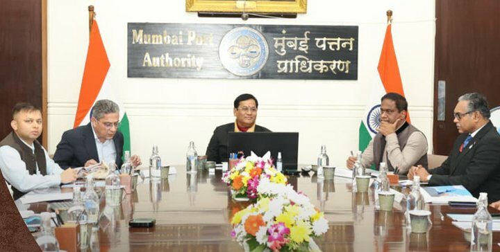 ₹10,000 Crore Budget boost: Sarbananda Sonowal engages  industry to accelerate domestic container manufacturing